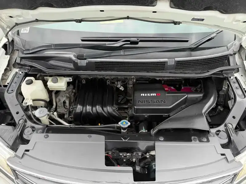 NISSAN SERENA HIGHWAY STAR S-HV ADVANCED SAFETY PACKAGE Image 13