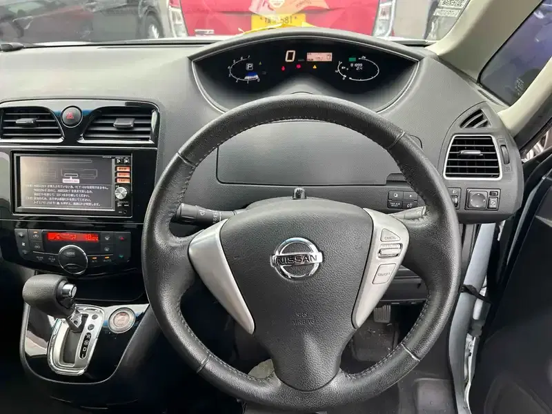 NISSAN SERENA S-HV ADVANCED SAFTY P Image 11