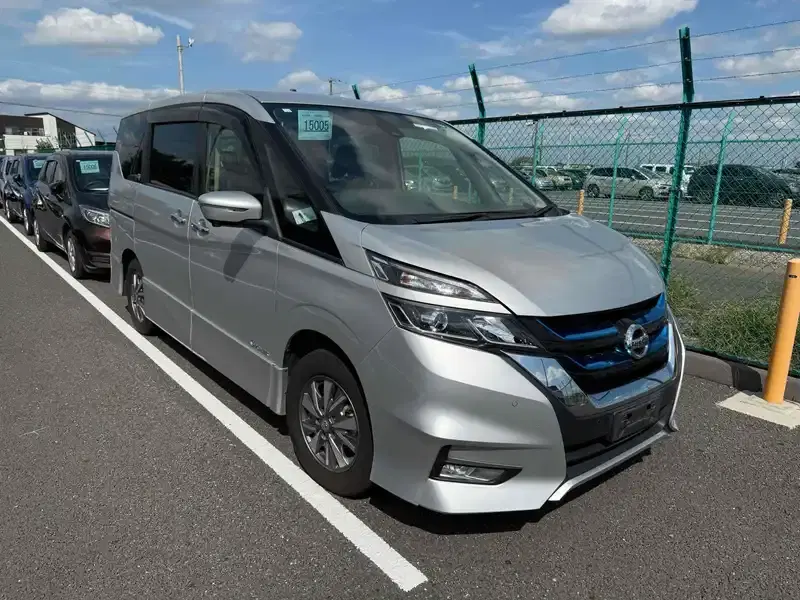 2018 Nissan SERENA 136,000 km