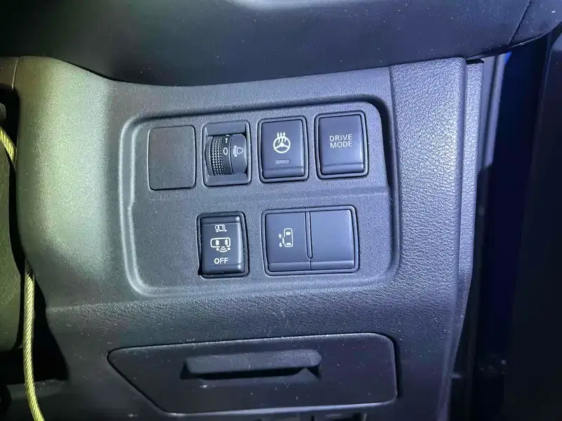 NISSAN SERENA 5D E-POWER HIGHWAY STAR Image 5