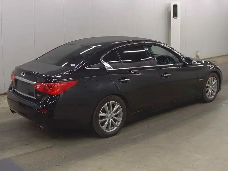 NISSAN SKYLINE 4D 350GT HYBRID Image 5
