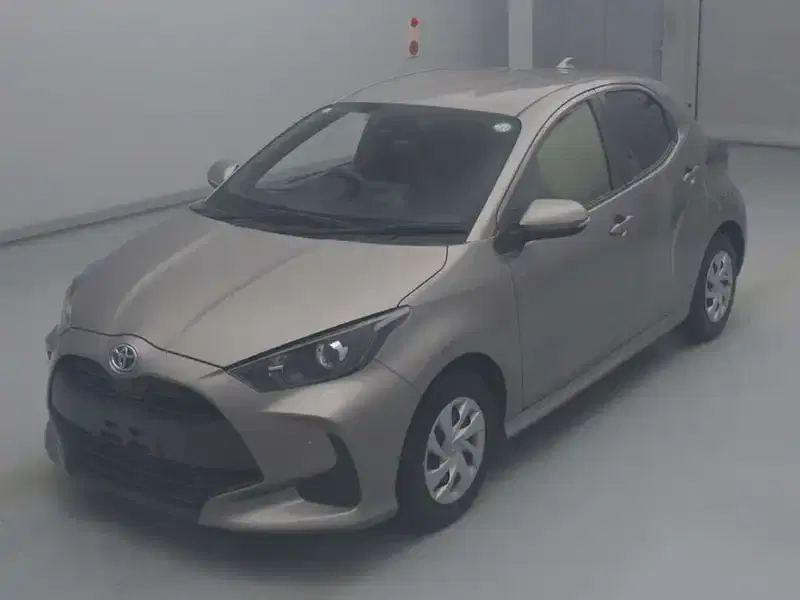 TOYOTA YARIS HYBRID X Image 3