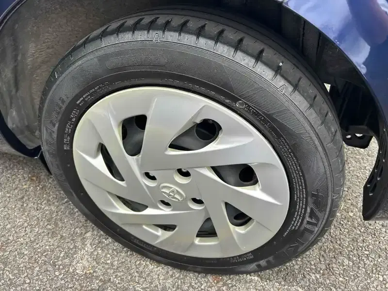 TOYOTA AQUA S STYLE BLACK Image 17
