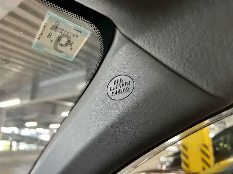 TOYOTA COROLLA AXIO HYBRID Image 18