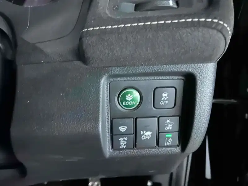 HONDA VEZEL HYBRID RS HONDA SENSING Image 20