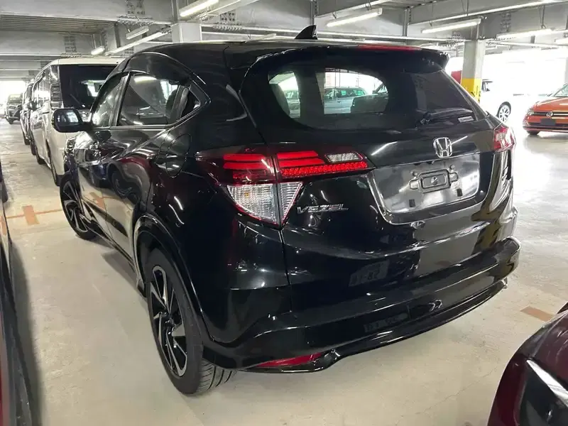 HONDA VEZEL HYBRID RS HONDA SENSING Image 2