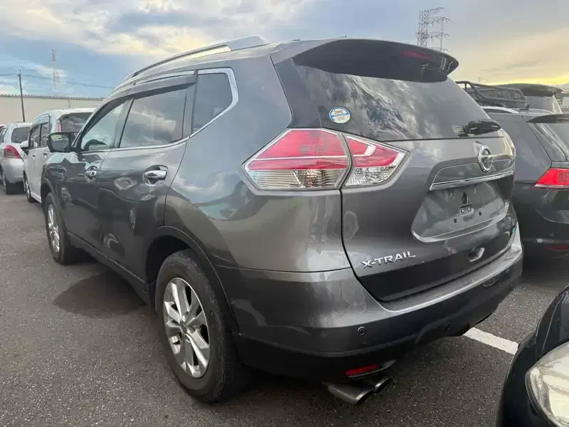 NISSAN X-TRAIL 20XT EMERGENCY BRAKE PKG 7SEAT Image 5
