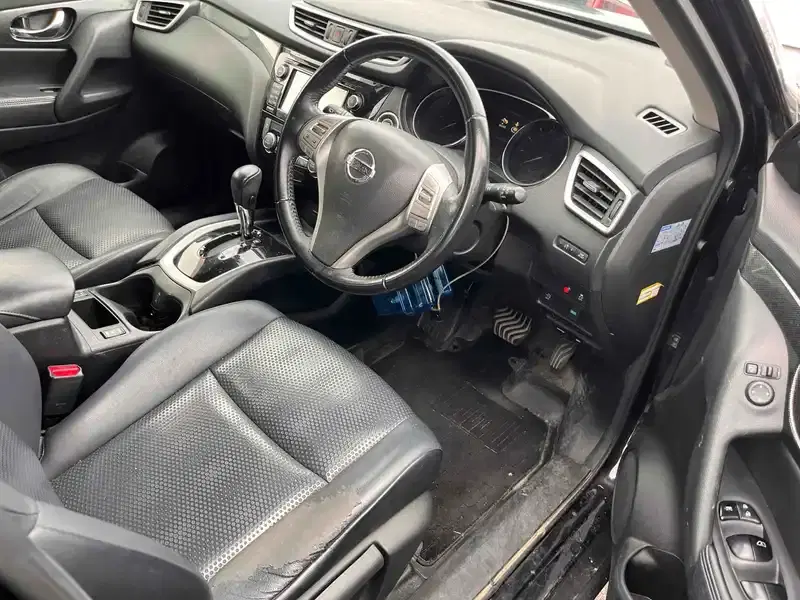 NISSAN X-TRAIL 20X EMERGENCY BRAKE PACKAGE "7 seats" Image 9