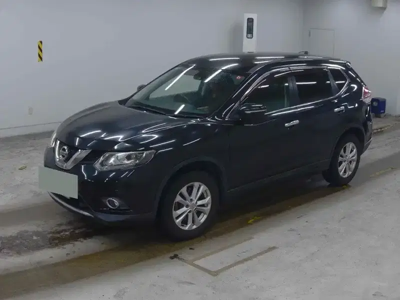 NISSAN X-TRAIL 20X EMERGENCY BRAKE PACKAGE "7 seats" Image 6