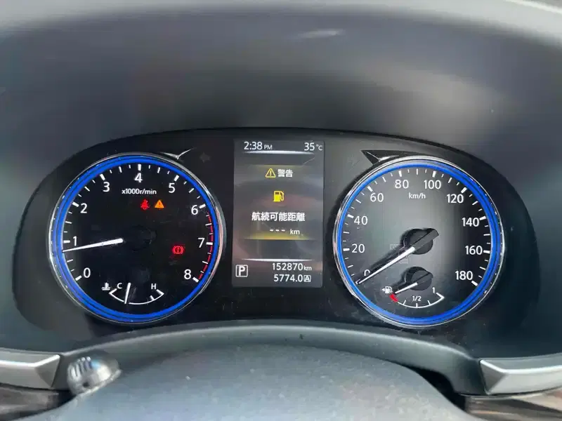 NISSAN ELGRAND 250 HIGHWAY STAR S Image 25