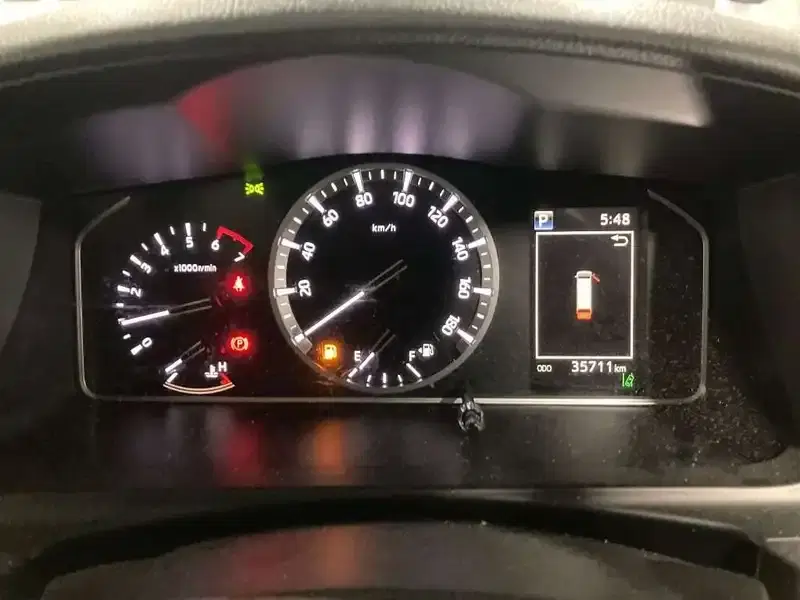 TOYOTA HIACE VAN LONGDX Image 10