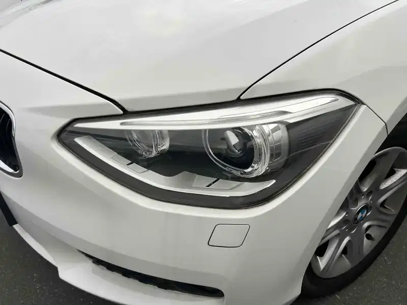 BMW 1 SERIES 116I Image 21