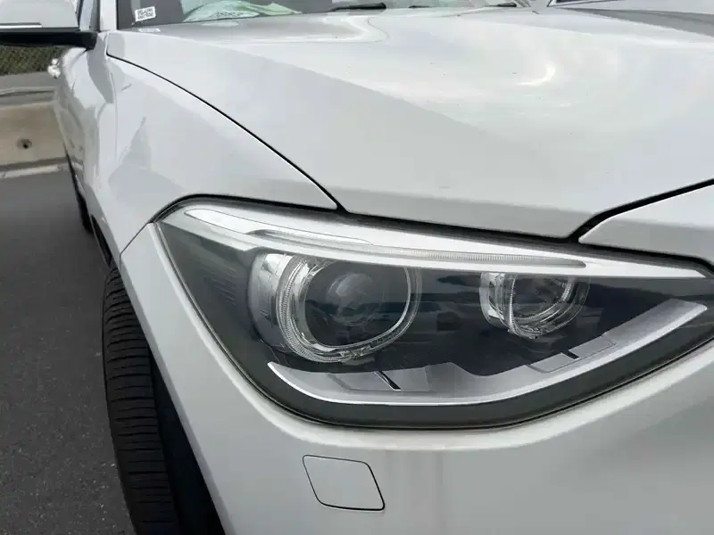 BMW 1 SERIES 116I Image 22