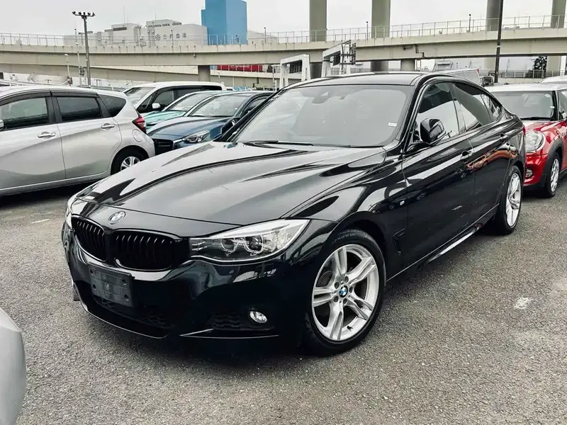2014 Bmw 320I 94,000 km