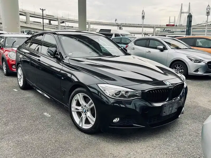 BMW 320I GRAN TURISMO M-SPORT Image 3