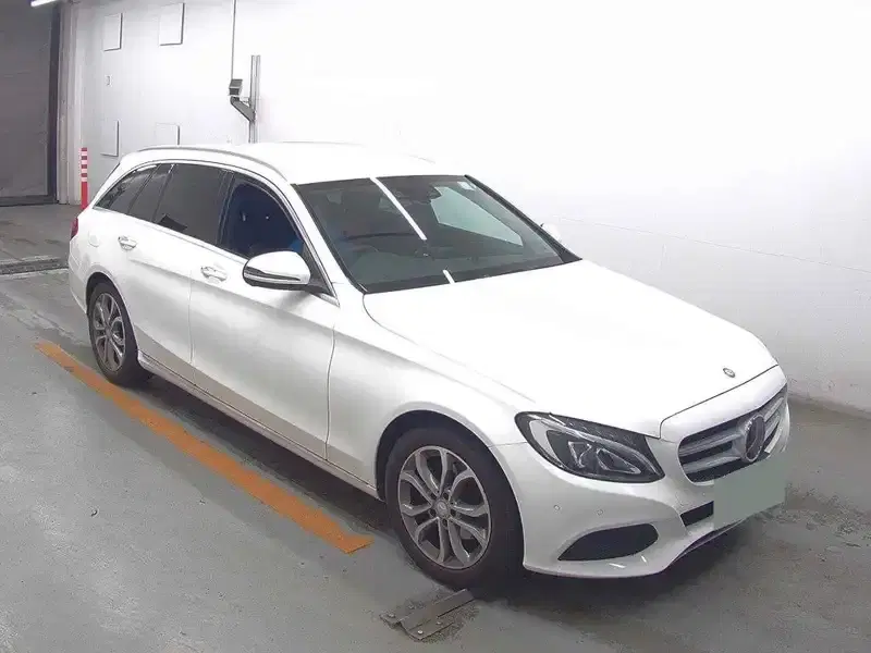 2015 Mercedes benz C-CLASS STATIONWAGON 68,000 km