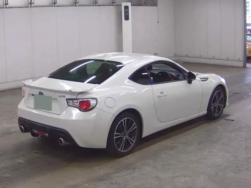 SUBARU BRZ S Image 5