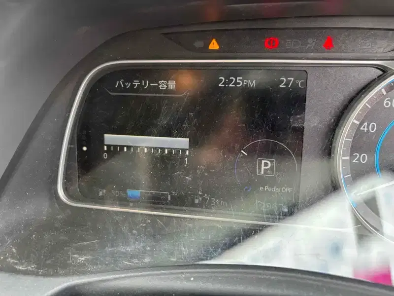 NISSAN LEAF X Image 6