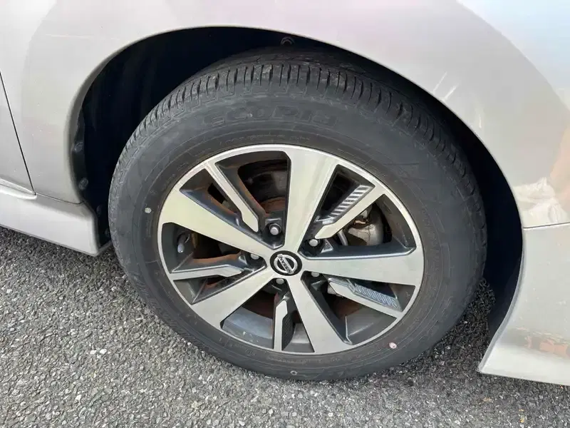 NISSAN LEAF X Image 24