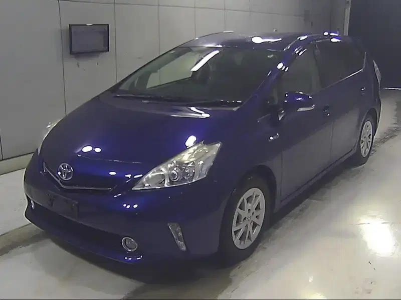 TOYOTA PRIUS ALPHA G 7SEATER Image 4