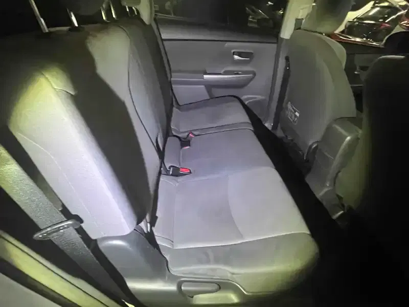 TOYOTA PRIUS ALPHA S L SELECTION Image 15