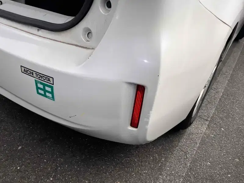 TOYOTA PRIUS ALPHA S Image 16