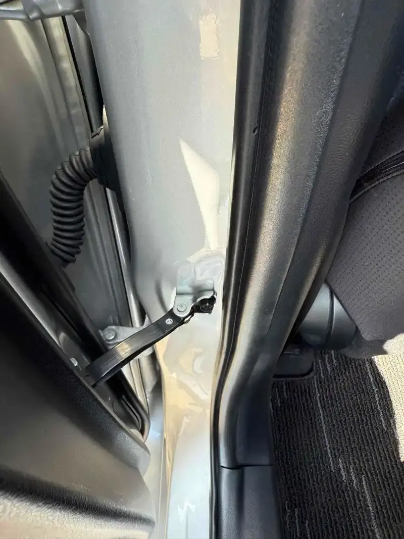 TOYOTA PRIUS A TSS Image 15