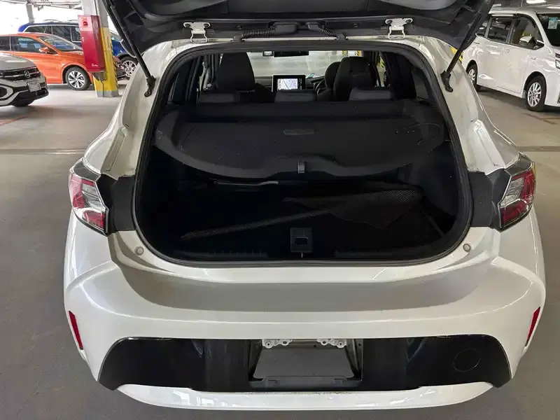 TOYOTA COROLLA SPORTS HYBRID G Image 18