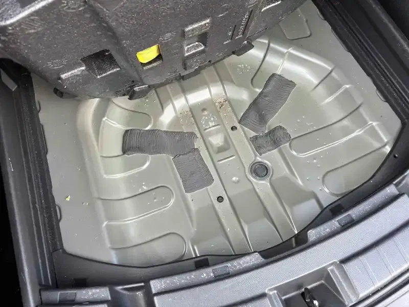 TOYOTA COROLLA TOURING HYBRID G-X Image 24