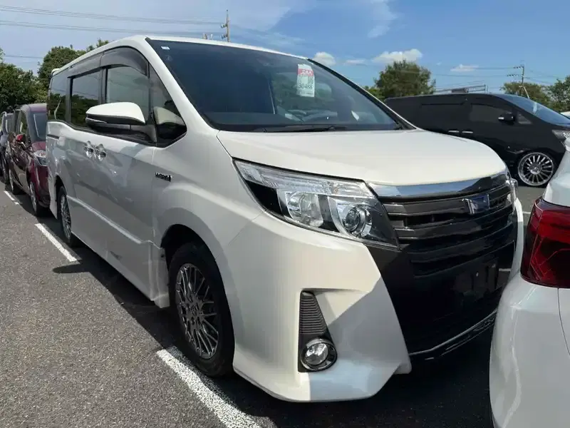 TOYOTA NOAH HV SI WXB Image 4
