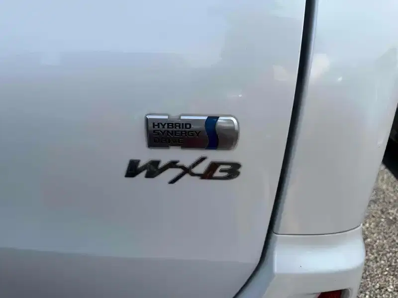 TOYOTA NOAH HV SI WXB Image 15
