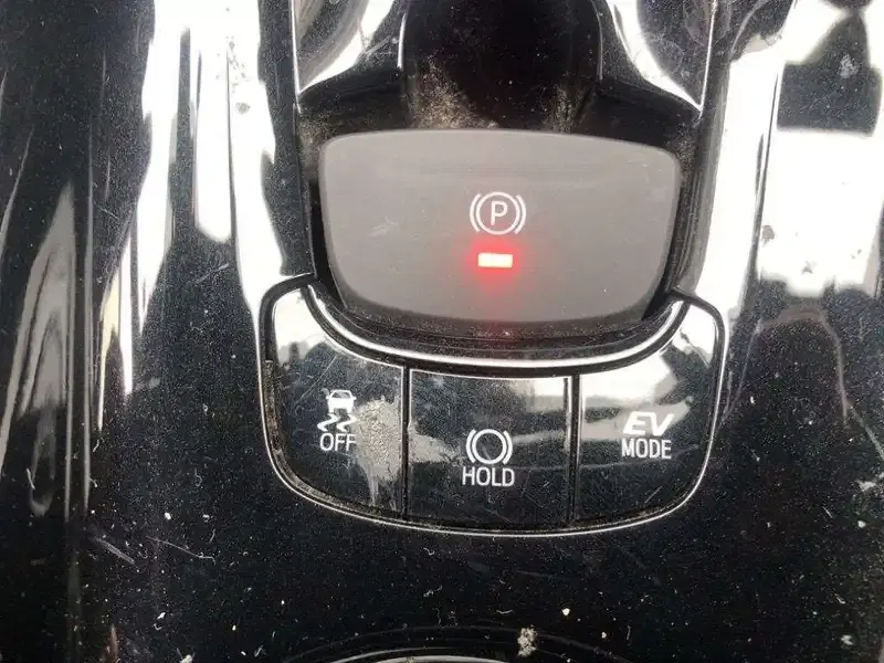 TOYOTA C-HR G Image 11